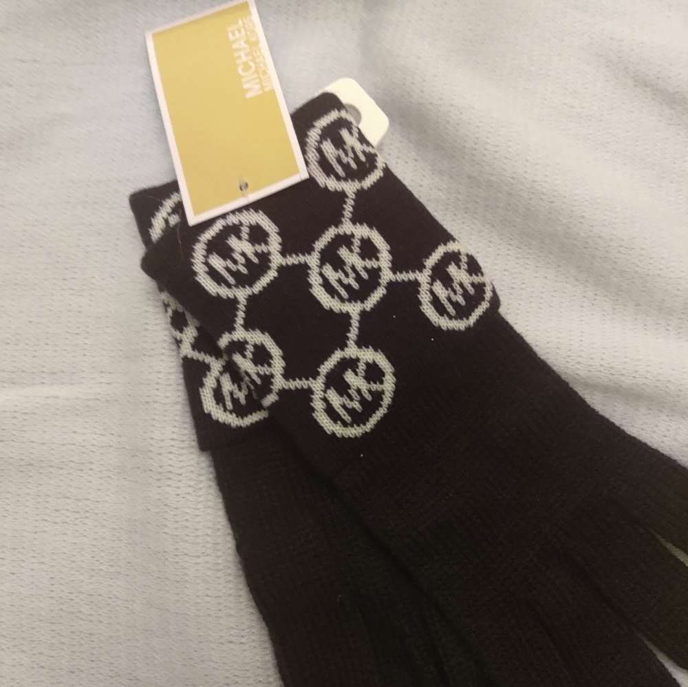 Michael kors gloves new